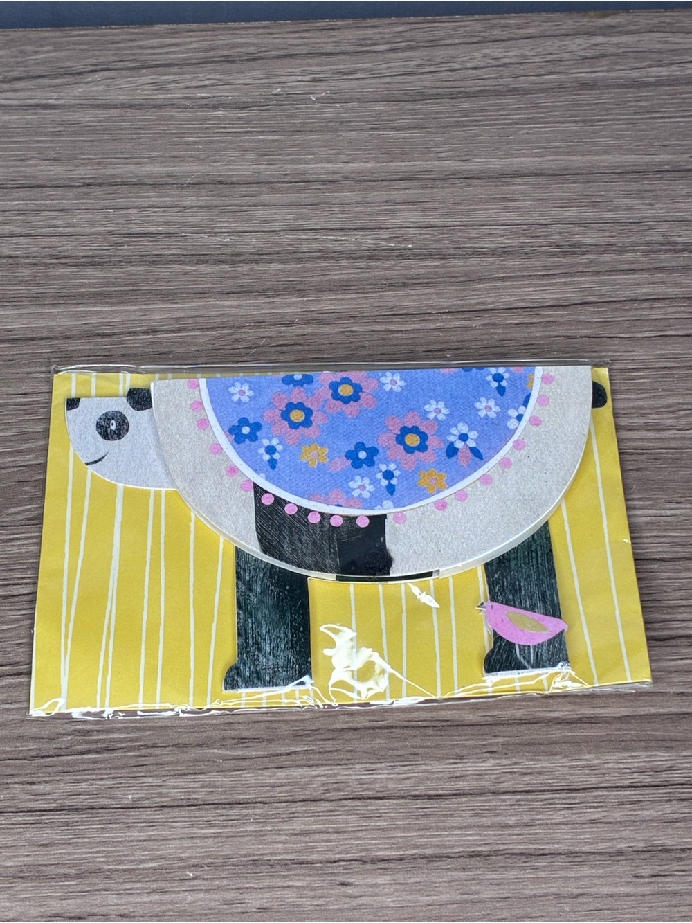 🐼 3/$25 NWT Yellow Panda Expanding Fan Card with Blue Floral Accent